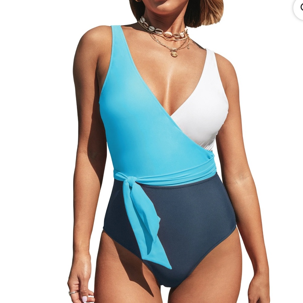 CUPSHE Women's One Piece‎ Swimsuit Wrap Color Block Tie Side Bathing Suit NWT XS